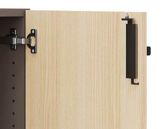 CHOICE-Flügeltürenschrank-Schloss-sandesche-cubanitgrau-2-punkt-lehmann-grosser-oeffnungswinkel