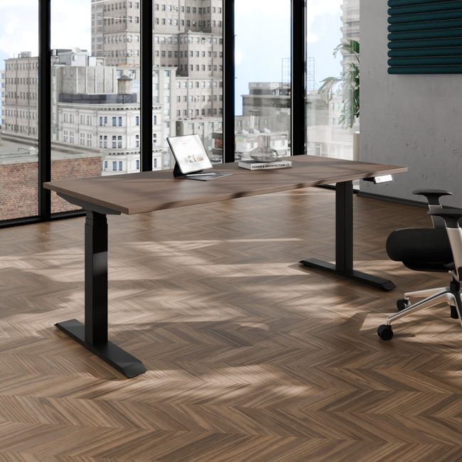 TELDRA Pro, 2-Motoren-Schreibtisch | 1600 - 1800 mm, elektrisch höhenverstellbar, Nussbaum