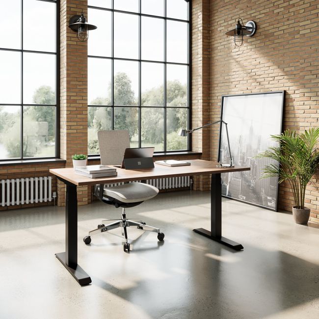 TELDRA Pro, 2-Motoren-Schreibtisch | 1600 - 2000 mm, elektrisch höhenverstellbar, Echtholz-Furnier Nussbaum