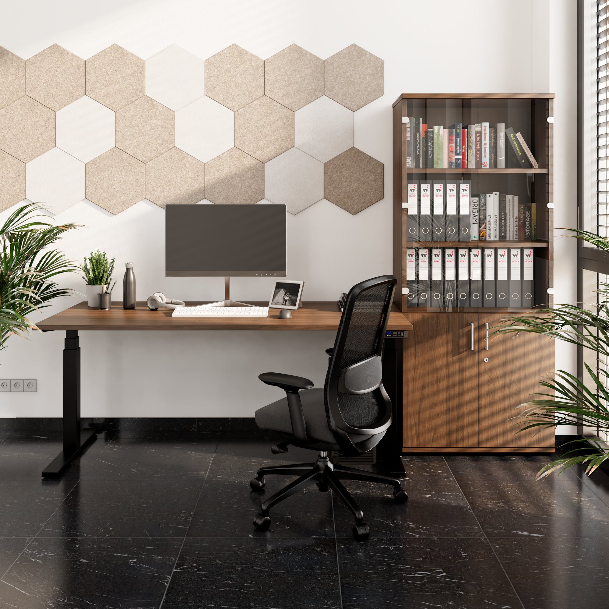 TELDRA Office, Bureau à 2 moteurs | 1600 - 1800 x 800 mm, réglable à hauteur électrique, noix - 3 Main Image