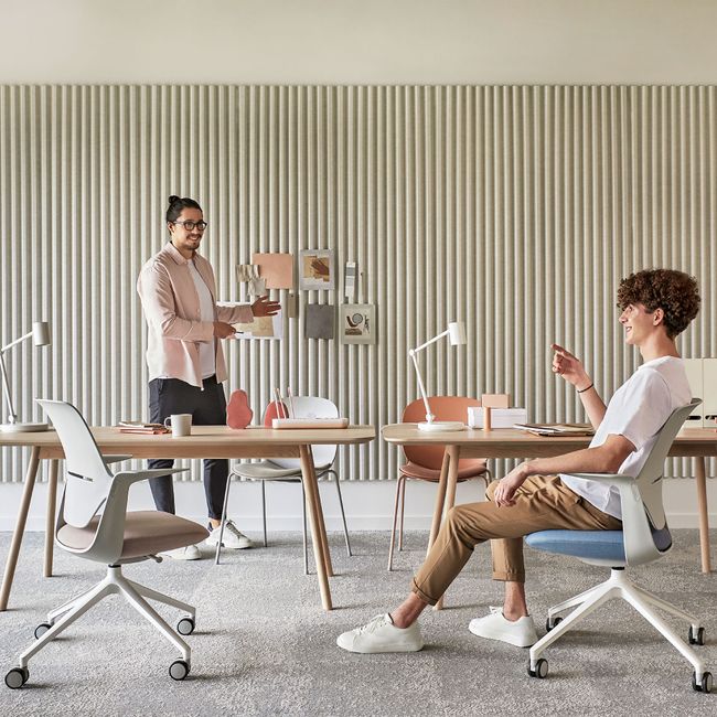 profim – TRILLO PRO Konferenzstuhl | Mit Rollen, Synchronmechanik