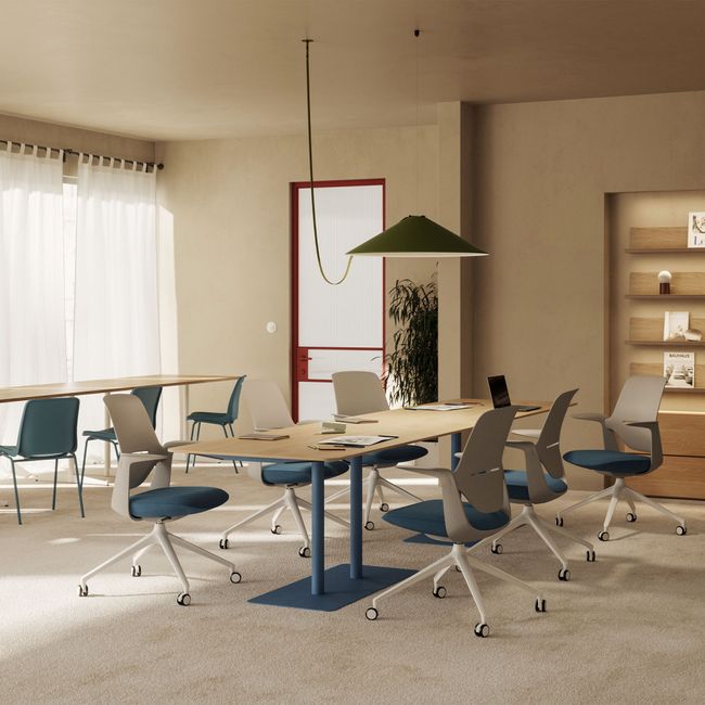 profim – TRILLO PRO Konferenzstuhl | Mit Rollen, Synchronmechanik