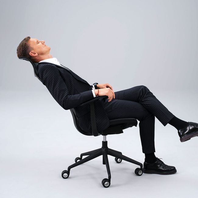 D-CHAIR Bürodrehstuhl | Synchronmechanik, 5-Stern-Fußkreuz, mit Kopfstütze