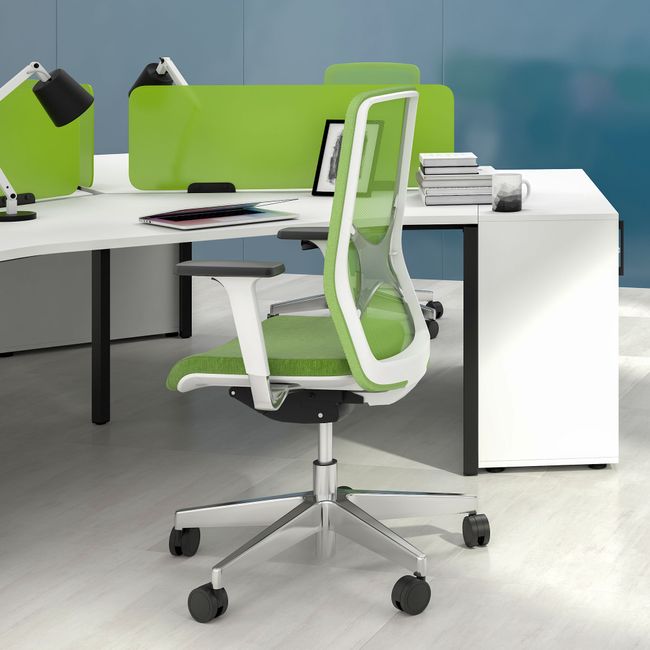 WIND Bürodrehstuhl | Synchronmechanik, Netzrücken