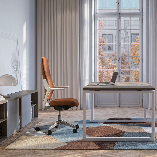 OFY Bürodrehstuhl | Synchronmechanik, 3D-Armlehnen, hohe Rückenlehne