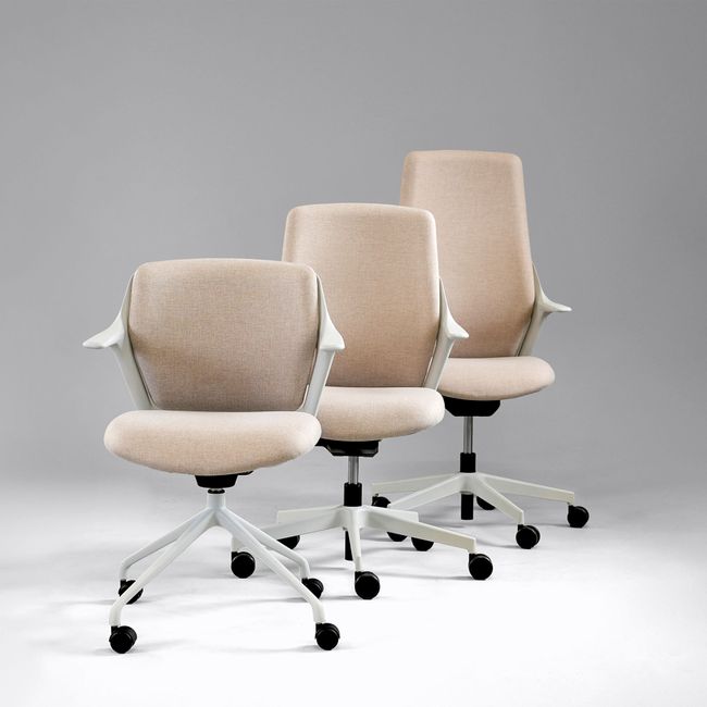 OFY Bürodrehstuhl | Synchronmechanik, 3D-Armlehnen, hohe Rückenlehne