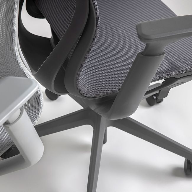 BLOOM Bürodrehstuhl | 3D-Armlehnen, Kopfstütze, Grau
