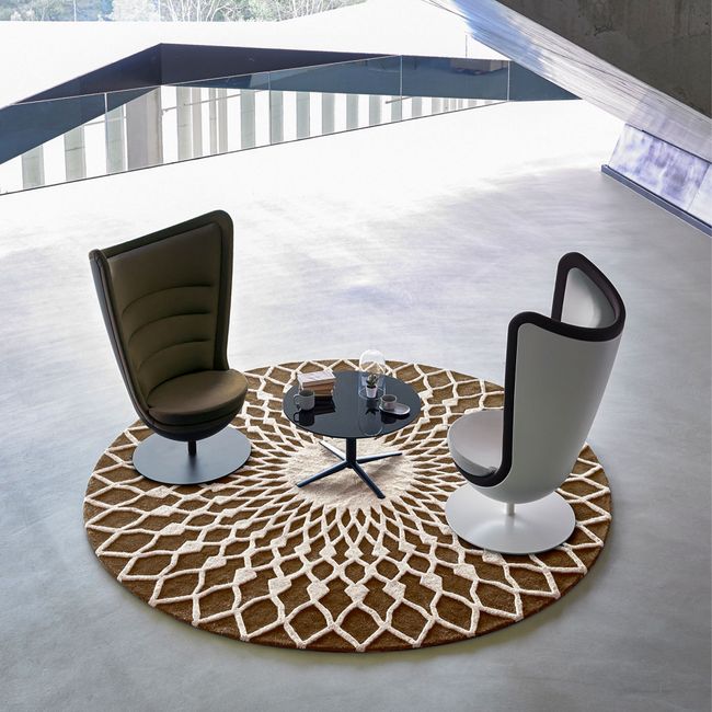 CAVE Lounge-Sessel | Tellerfuß, hohe Rückenlehne