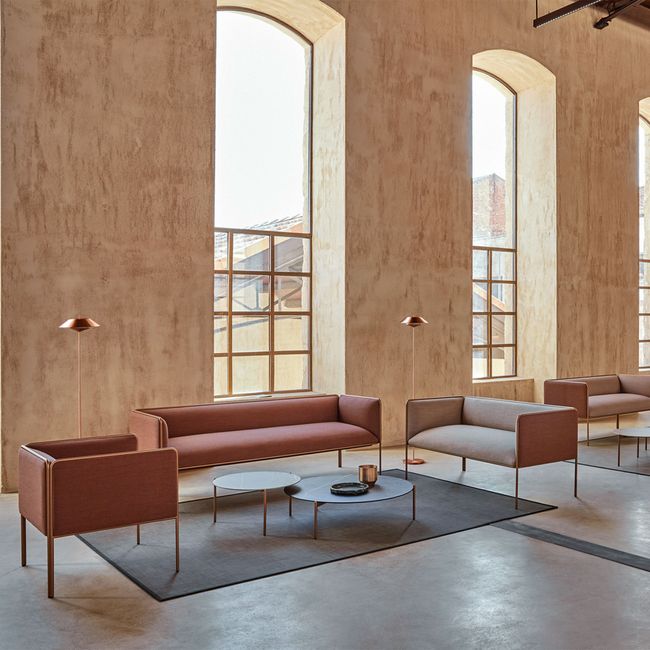 MITEA Lounge-Sessel | 4-Fuß-Gestell, feste Armlehnen