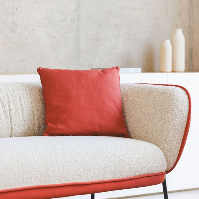 LEWI Sofa | 4-Fuß-Gestell, feste Armlehnen