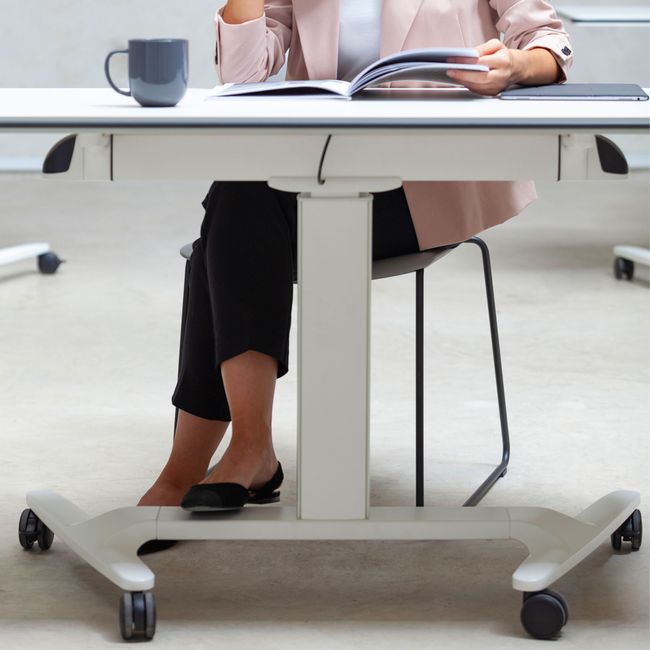 SKILL Schreibtisch | 670-1600 x 740-104 mm, klappbar, stapelbar, manuell höhenverstellbar