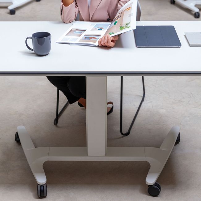 SKILL Schreibtisch | 670-1600 x 740-104 mm, klappbar, stapelbar, manuell höhenverstellbar