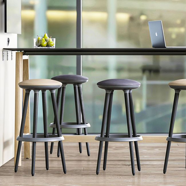 CANNIE Sitzhocker | Sitzhöhe 500 – 790 mm, Massivholz-Gestell