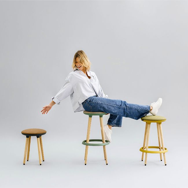 CANNIE Sitzhocker | Sitzhöhe 500 – 790 mm, Massivholz-Gestell