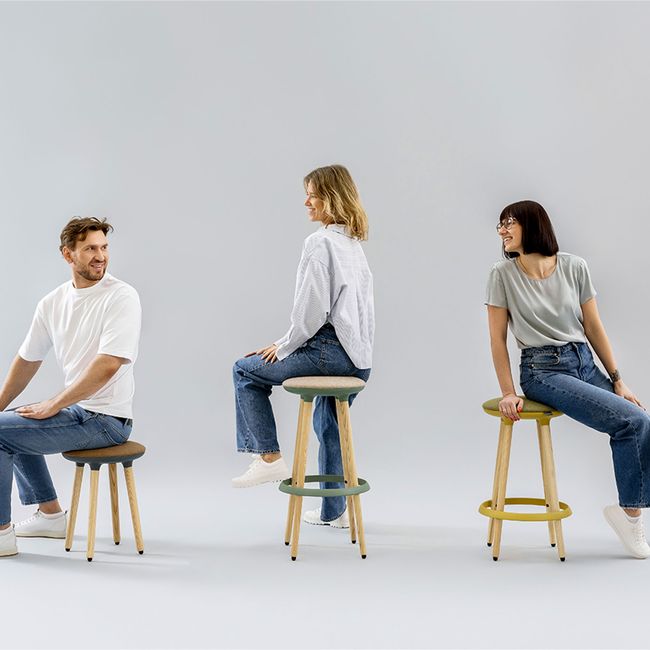 CANNIE Sitzhocker | Sitzhöhe 500 – 790 mm, Massivholz-Gestell