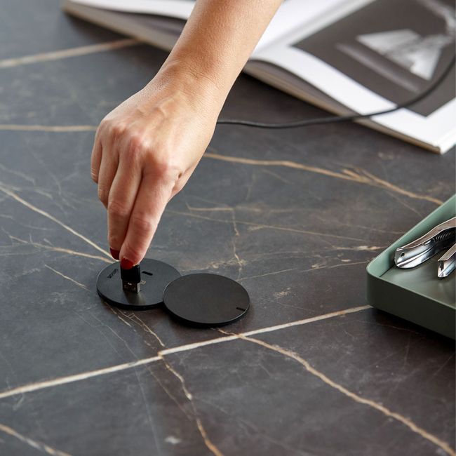 DORIA Konferenztisch | 2400 x 1200 mm, oval, Säule