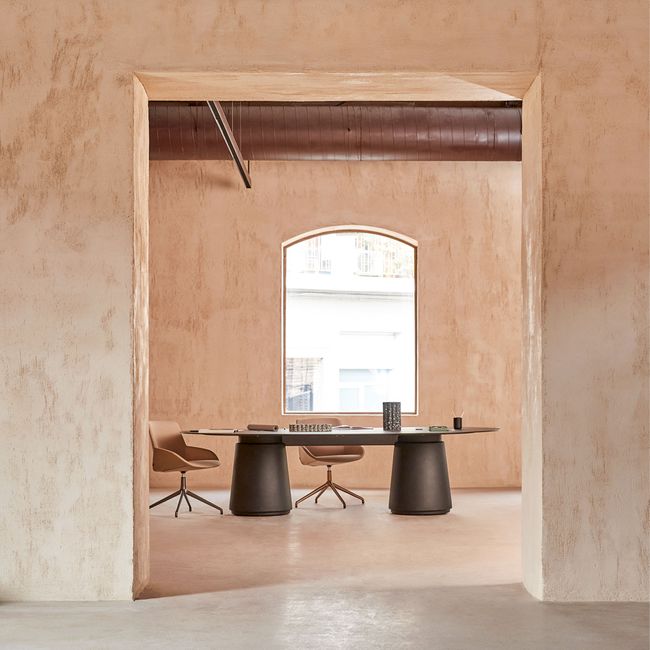 DORIA Konferenztisch | 2400 x 1200 mm, oval, Säule