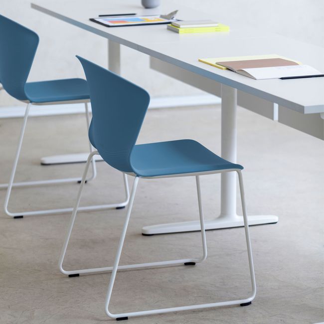 FLEX ATTACK Besucherstuhl | Kufengestell, mit oder ohne Polsterung