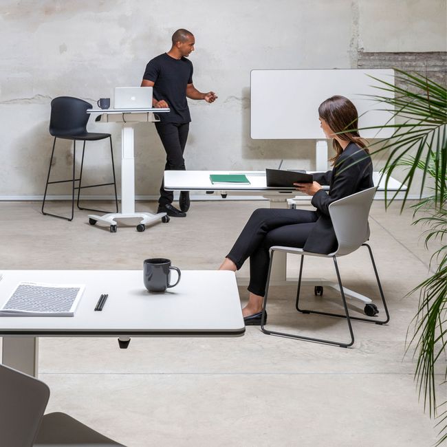 FLEX ATTACK Besucherstuhl | Kufengestell, mit oder ohne Polsterung