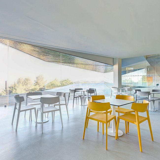 FLY Besucherstuhl | 4-Fuß-Gestell, für den Außeneinsatz geeignet