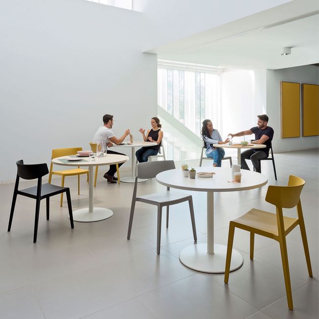 FLY Besucherstuhl | 4-Fuß-Gestell, für den Außeneinsatz geeignet