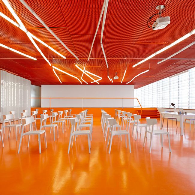 FLY Besucherstuhl | 4-Fuß-Gestell, für den Außeneinsatz geeignet