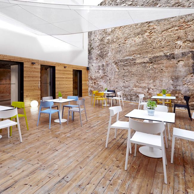 FLY Besucherstuhl | 4-Fuß-Gestell, für den Außeneinsatz geeignet