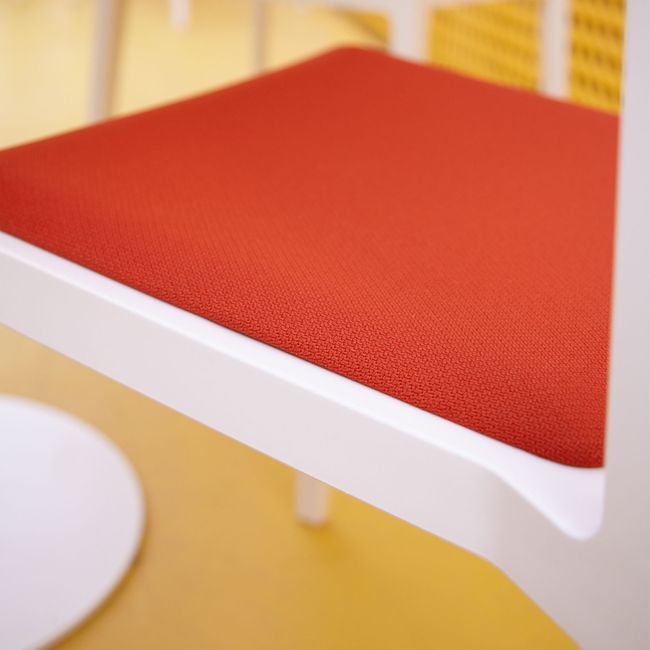 FLY Besucherstuhl | 4-Fuß-Gestell, gepolstert