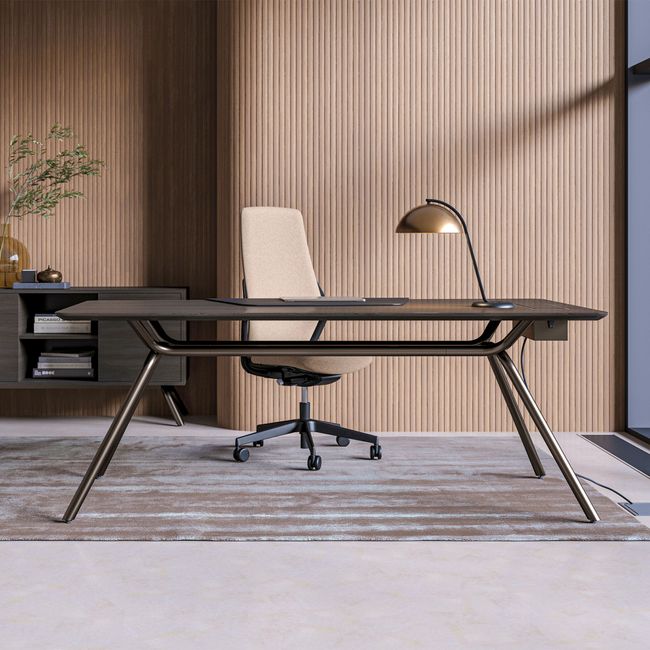 ARQUS Chefschreibtisch | 1800-2200 x 760 mm, Echtholzfurnier