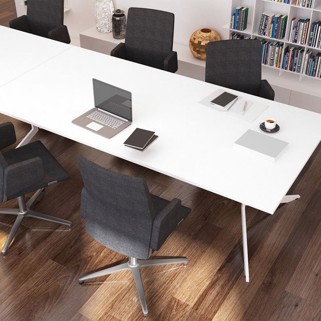 AXY Konferenztisch | 2800-4800 mm, drei Gestellvarianten, optionale Mediabox AXY Konferenztisch | 2800-4800 mm, drei Gestellvarianten, optionale Mediabox