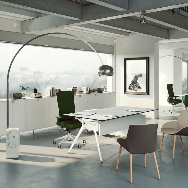 ARKONIS Schreibtisch | 2000-2200 x 745 mm, optionale Kabelklappe und Kniesichtblende