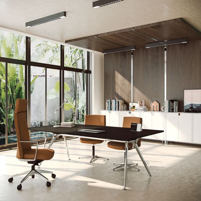 ARKONIS Schreibtisch | 2000-2200 x 745 mm, optionale Kabelklappe und Kniesichtblende