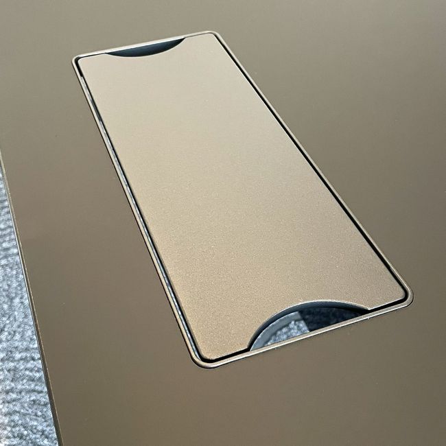 ARKONIS Schreibtisch | 2000-2200 x 745 mm, optionale Kabelklappe und Kniesichtblende