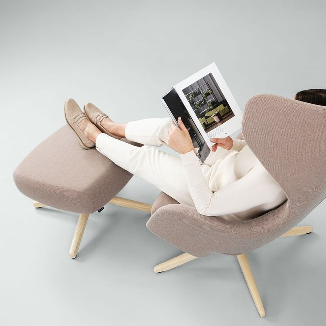 SANDIE Ottomane | 4-Stern-Fußkreuz oder Holz-Fußkreuz, über 80 Farben