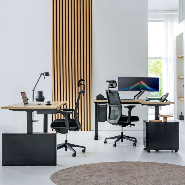 TELDRA Pro, 3-Motoren-Winkelschreibtisch | 1800 x 1600 mm, elektrisch höhenverstellbar, Anthrazit