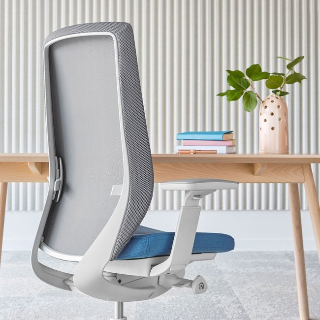 profim - AccisPro Bürodrehstuhl | Synchronmechanik, SmartHPS, Netzrücken, 4D-Armlehnen