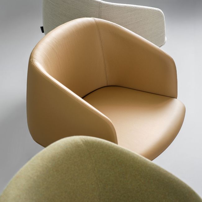 KOPA Konferenzstuhl | Echtholzgestell, über 100 Farben