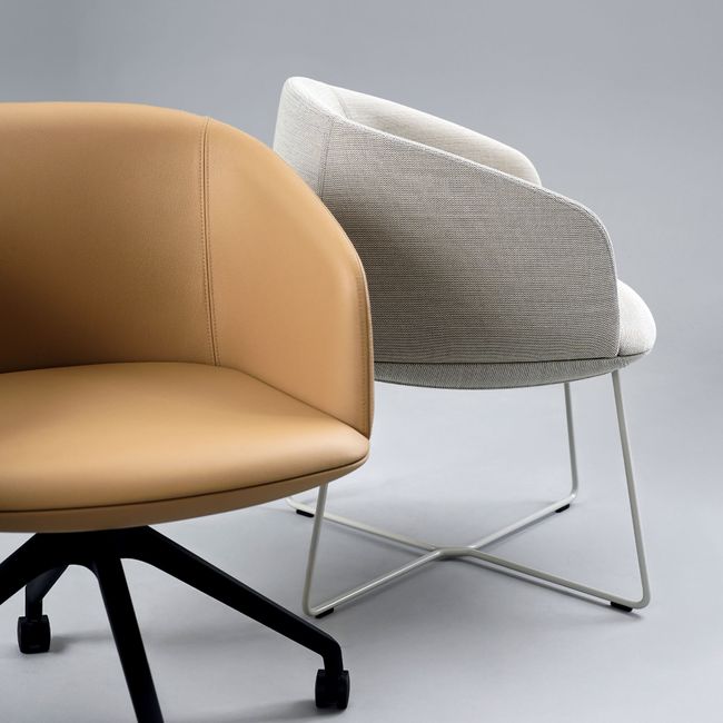 KOPA Konferenzstuhl | Pyramidengestell auf Rollen, über 100 Farben