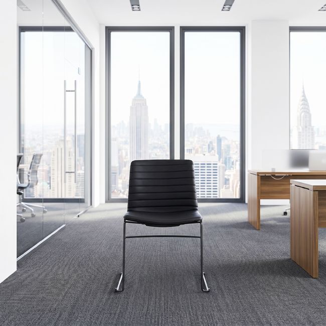 SILVIE Konferenzstuhl | Kufengestell, Schwarz