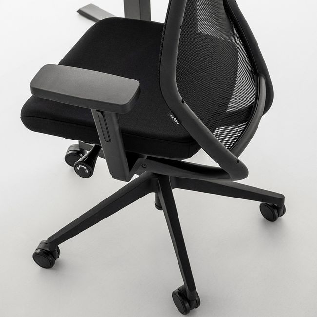 Wagner - TITAN Green Black Edition | 5-Fuß-Gestell, Synchronmechanik, Dondola®-3D-Sitzgelenk