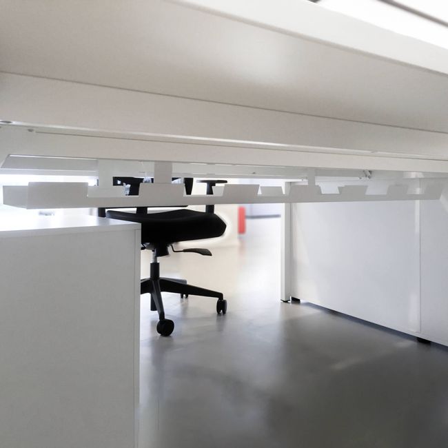 Nova u Team desk | 1600 x 1640 mm, white - 6 Main Image