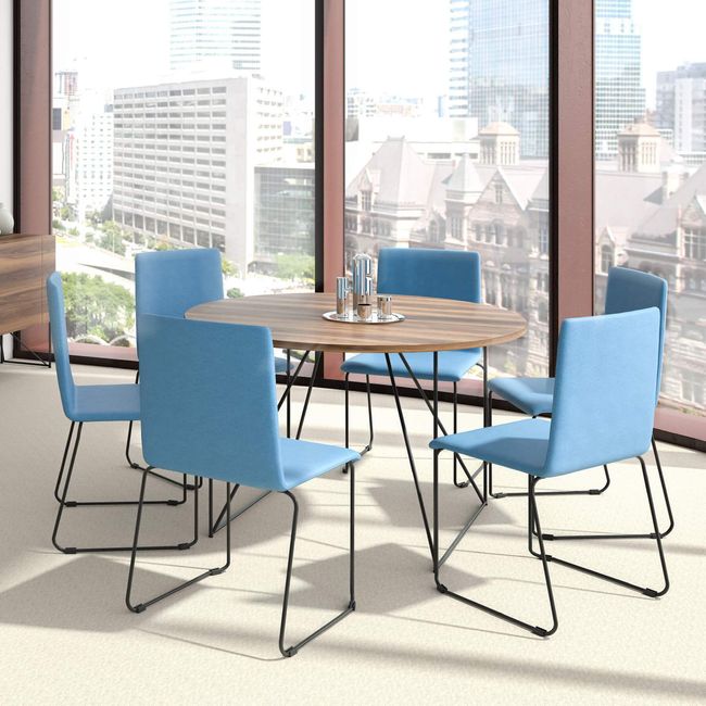 MOON Besucherstuhl | Kufengestell, Gepolsterte Sitzfläche, Bezugsstoffe BERTA / LUCIA / VELITO / SYNERGY