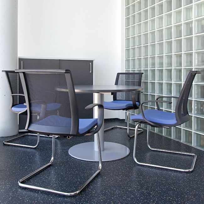 EVA Freischwinger | Armlehnen wählbar, Bezugsstoffe VELITO / LUCIA