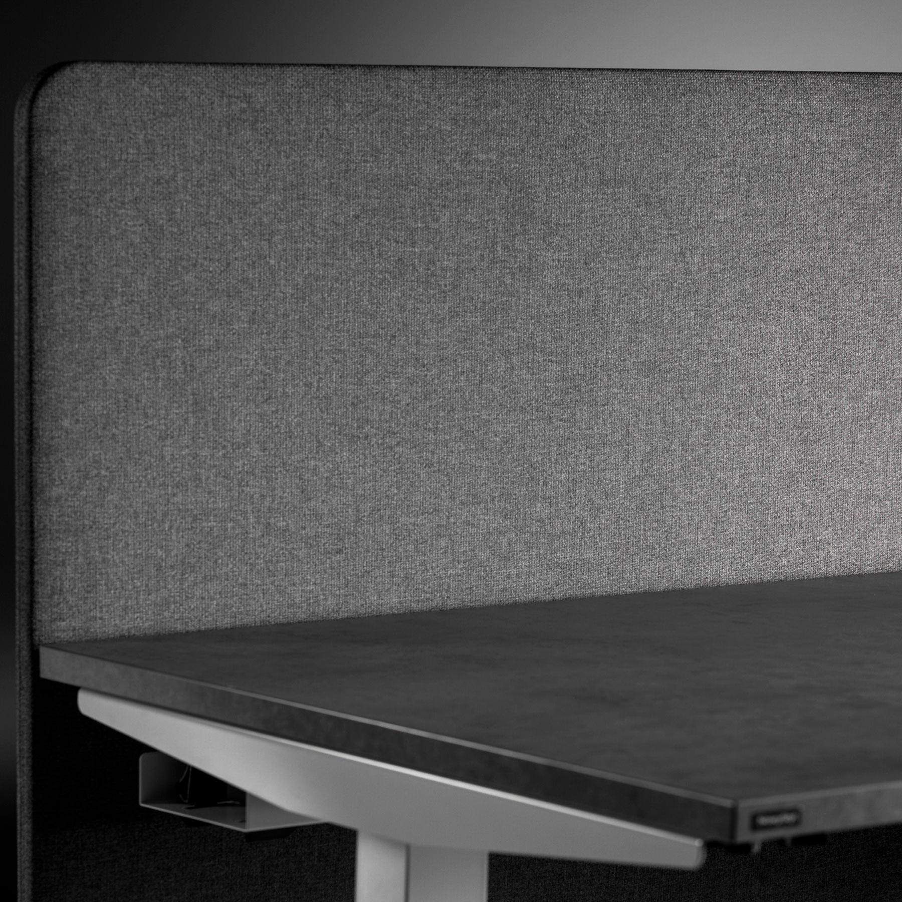 Emodel 2.0 desk | Electrically height adjustable, 900 mm deep - 14 Main Image