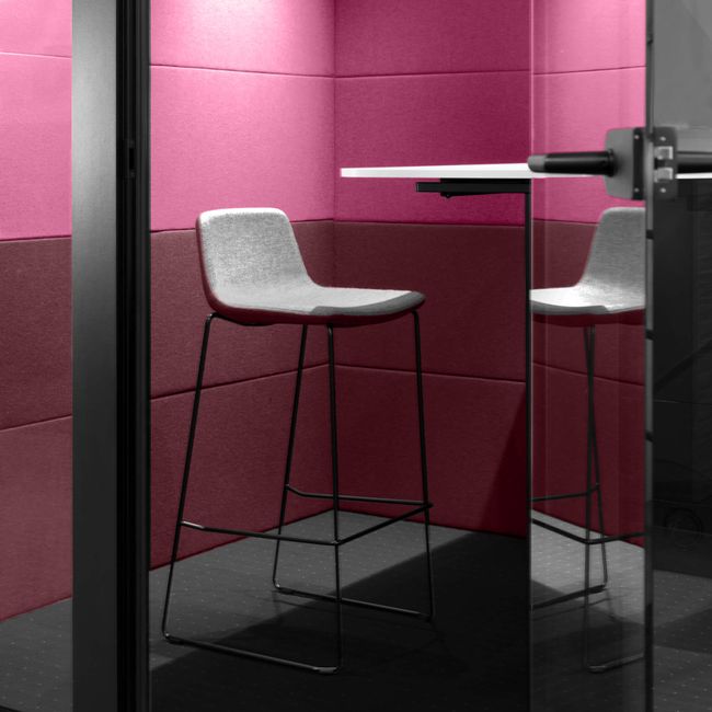 SILENT ROOM L - Meetingbox | Raum-in-Raum, Schallschutz, Für 4 Personen, Bezugsstoffe BERTA / VELITO / SYNERGY SILENT ROOM L - Meetingbox | Raum-in-Raum, Schallschutz, Für 4 Personen, Bezugsstoffe BERTA / VELITO / SYNERGY