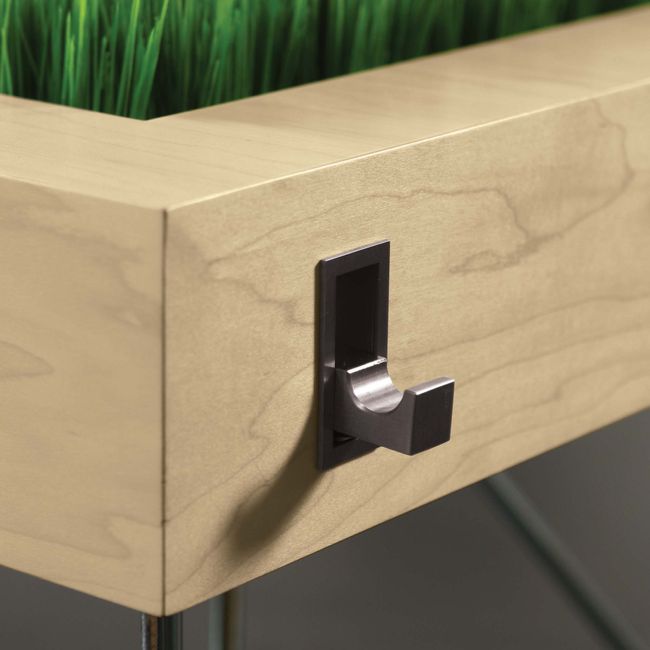 AIR Chefschreibtisch | 2200 x 800 mm, integrierte Schubladen, Nussbaum Furnier