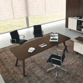 BRALCO RAIL Besprechungstisch | 1800 - 2400 mm (6 - 8 Personen) | Echtholz, Eiche Tabak