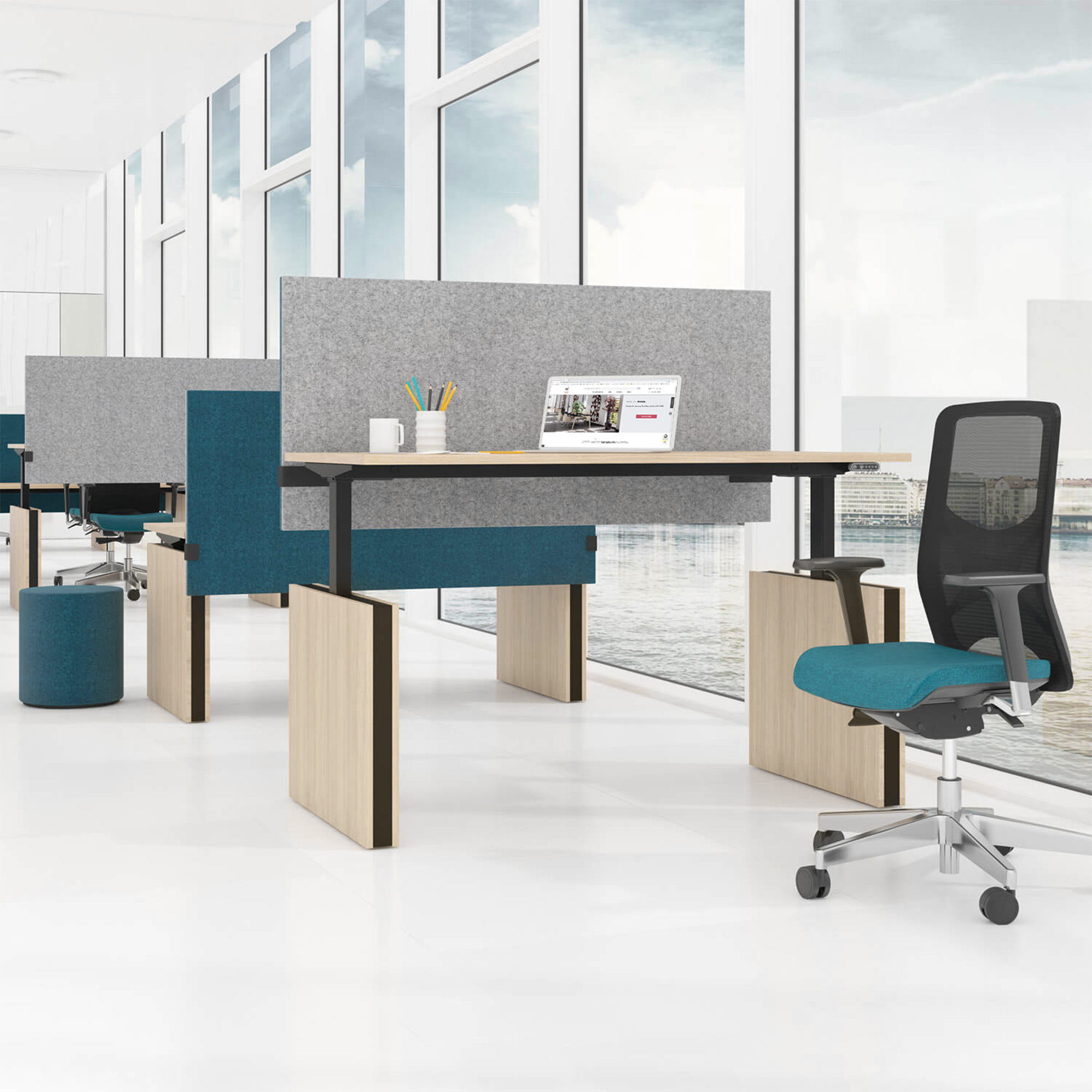 MOTION Desk del team | 1400 - 1800 mm, regolabile in altezza elettricamente, bianco - 13 Main Image