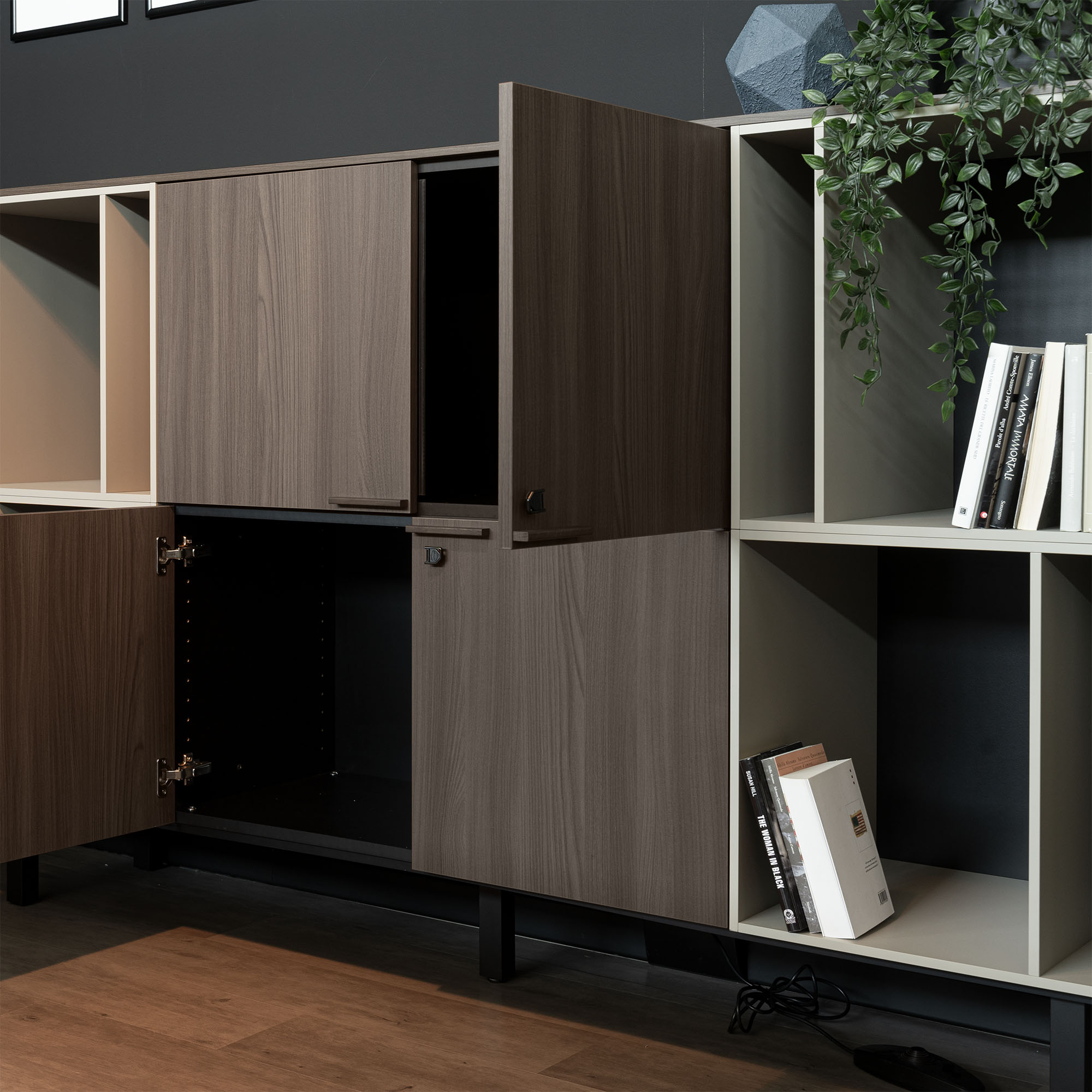 Bralco SILE Highboard | 2 oh, 2025 x 1250 mm, noix - 11 Main Image