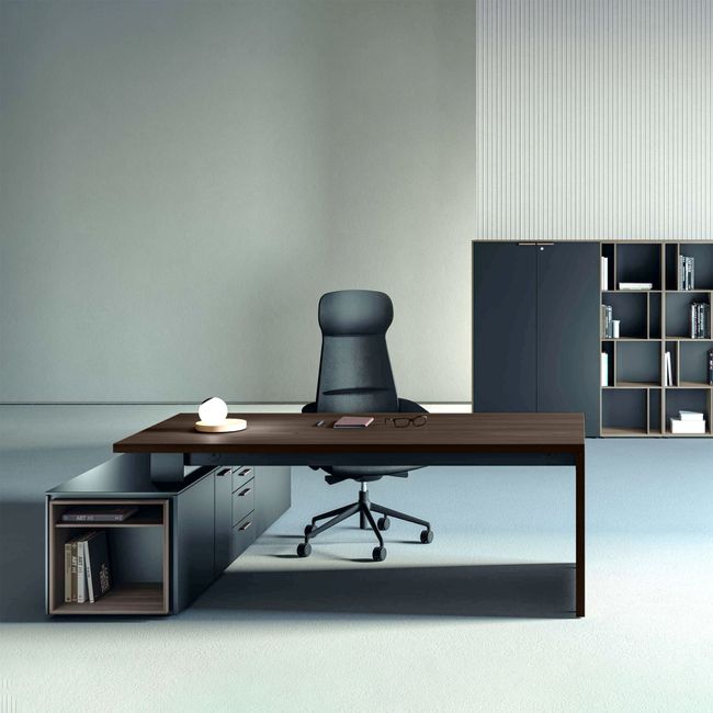 BRALCO SILE Schreibtisch mit Lowboard | 2300 x 1700 mm, Eiche